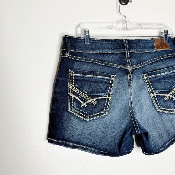 BKE Culture Mid Rise Stretch Distressed Denim Shorts VTG Y2K Women’s Size 32 - Picture 5 of 9